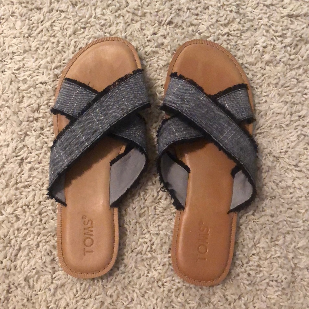 Toms Women Two Strap Criss Cross Sandals